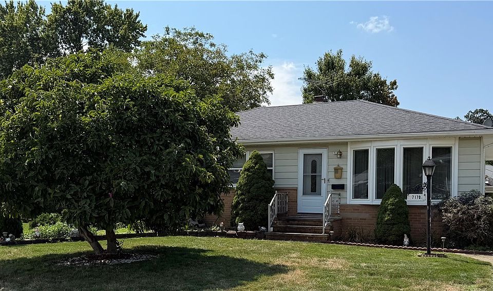 1st image of 7170 Oakwood Rd