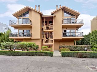 22222 6th Ave S UNIT 3, Des Moines, WA 98198