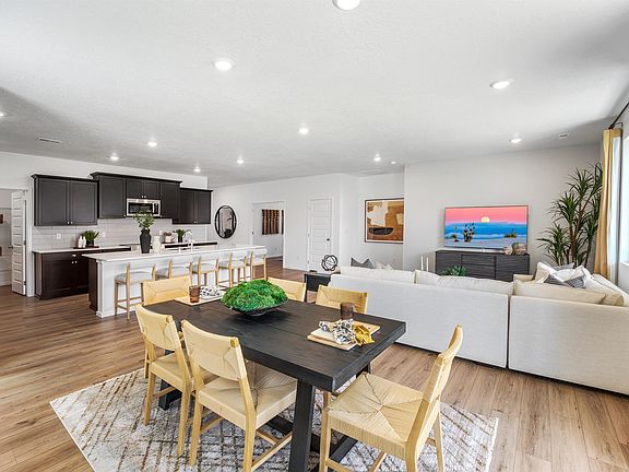 5th image of 10526 N Beaverhead Rd