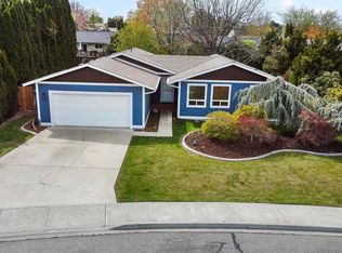 300 S Roosevelt Pl, Kennewick, WA 99336