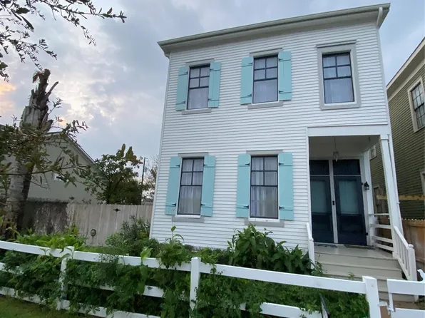 2121 Avenue K, Galveston, TX 77550