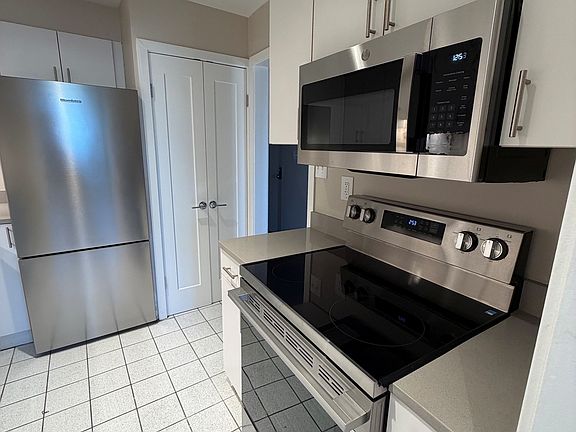 2nd image of 1756 Columbia Rd NW APT 400