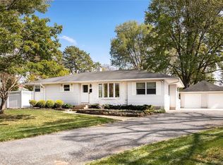 8 Wichard Drive, Oakdale, NY 11769