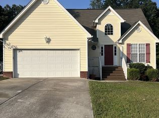 7475 British Rd, Ooltewah, TN 37363