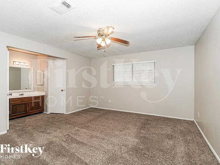 24119 Lone Elm Dr — Photo 11