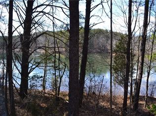 128 Island Water Dr, Six Mile, SC 29682