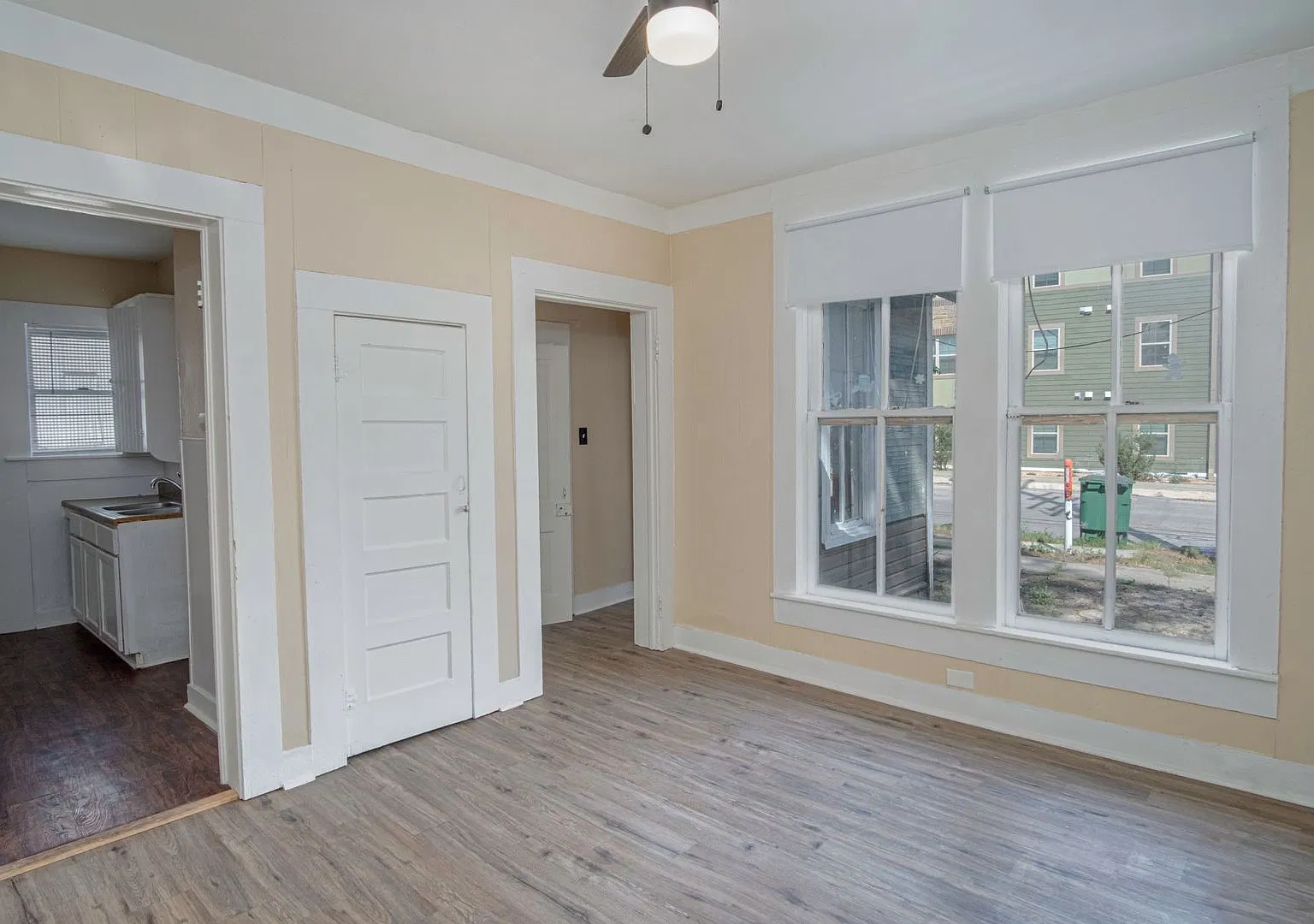 111 S Olive — Photo 2