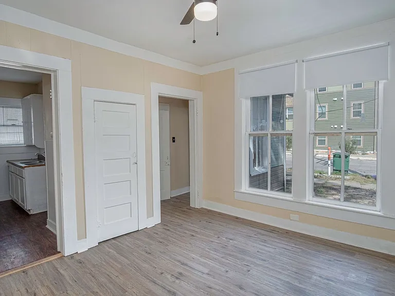 111 S Olive — Photo 2