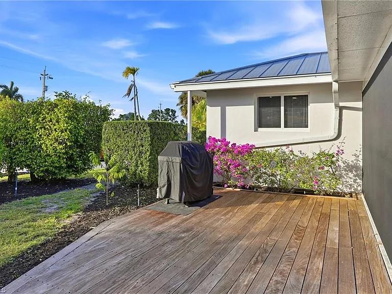 339 Landmark St — Photo 42