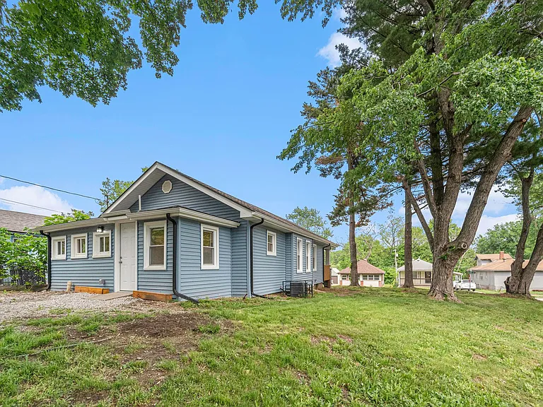 840 S Hardy Ave — Photo 18