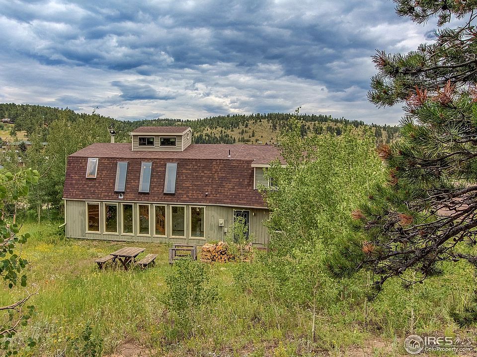 1st image of 298 Lakeview Ct