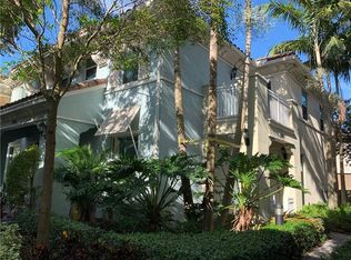 2967 St Thomas Dr, Cooper City, FL 33024