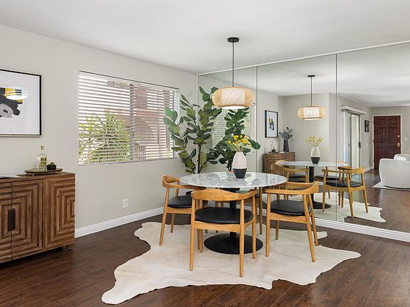 5th image of 1146 E Lexington Dr Unit 203