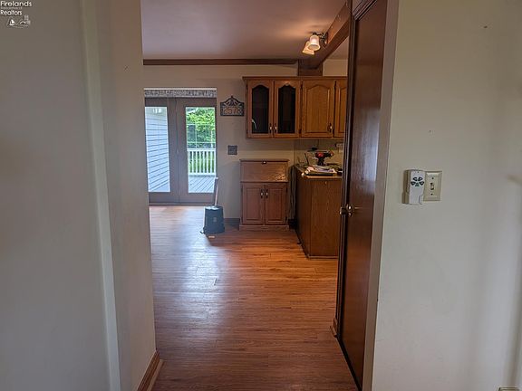 4th image of 2578 N Township Road 165