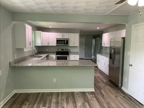 420 Crossett St, Virginia Beach, VA 23452