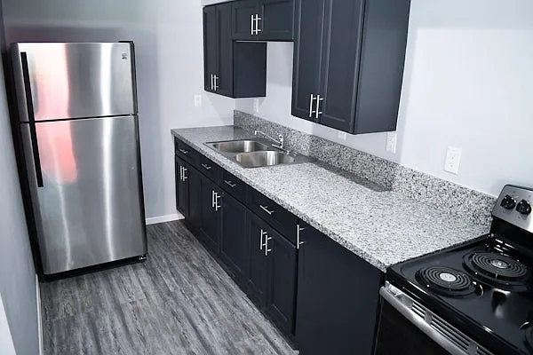 Tam Apartments