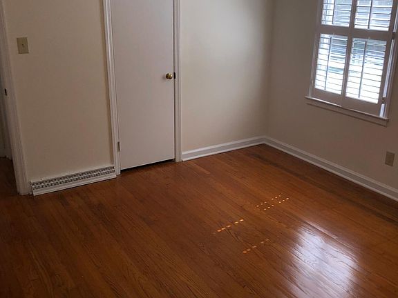 4th image of 226 Mayflower Dr