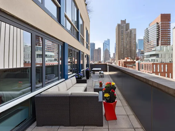 454 West 54th Street 7A image 1 of 16
