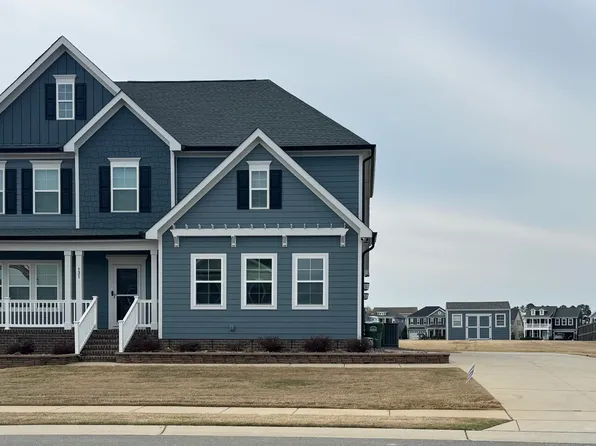 131 E Wellesley Dr, Clayton, NC 27520