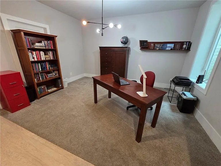 318 Gibson St SE — Photo 19