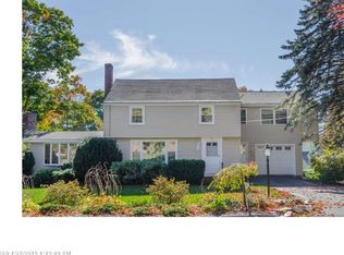 10 Flaggy Meadow Rd, Gorham, ME 04038