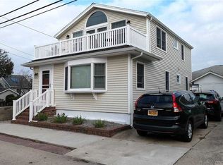 70 Garden City Ave, Point Lookout, NY 11569