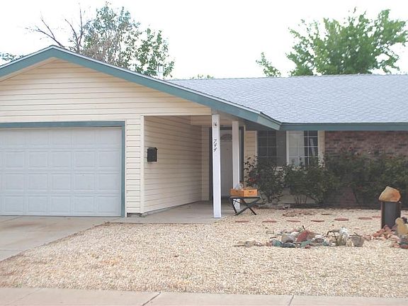 2nd image of 744 Glen Meadow Dr