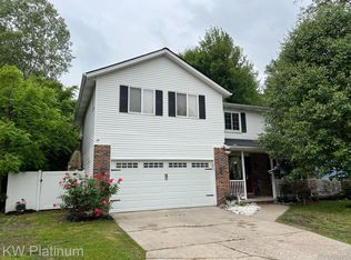3551 Old Farm Ln, Fort Gratiot, MI 48059