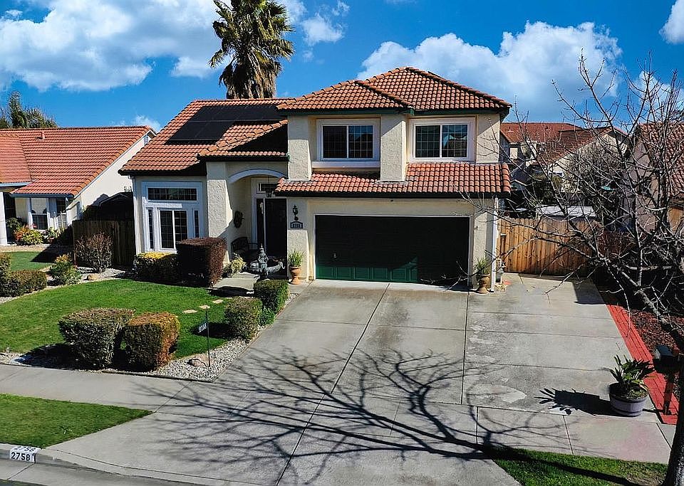 1st image of 2758 Peppertree Dr