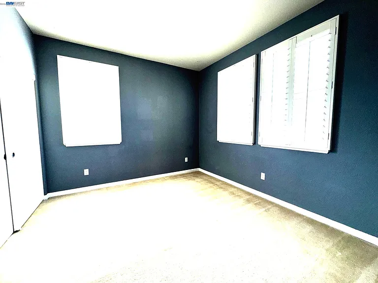 1669 Marina Way — Photo 18