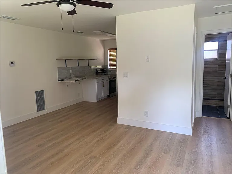 2889 SW 19th Pl #A — Photo 10