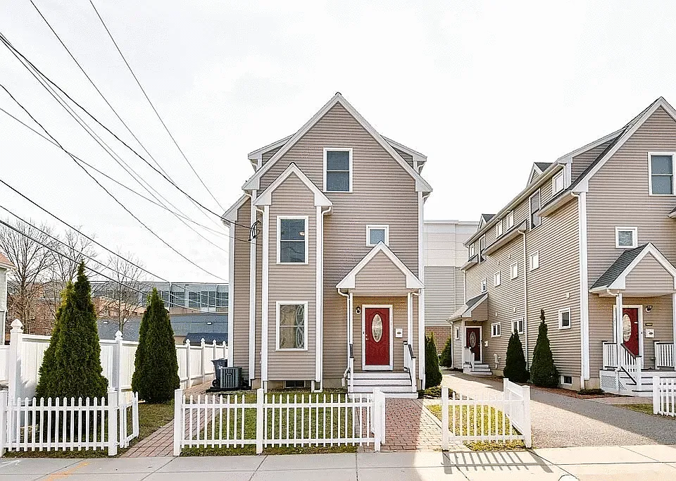 21 Antwerp St