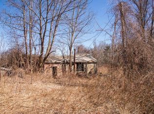 15 Carruth Rd, Templeton, MA 01468