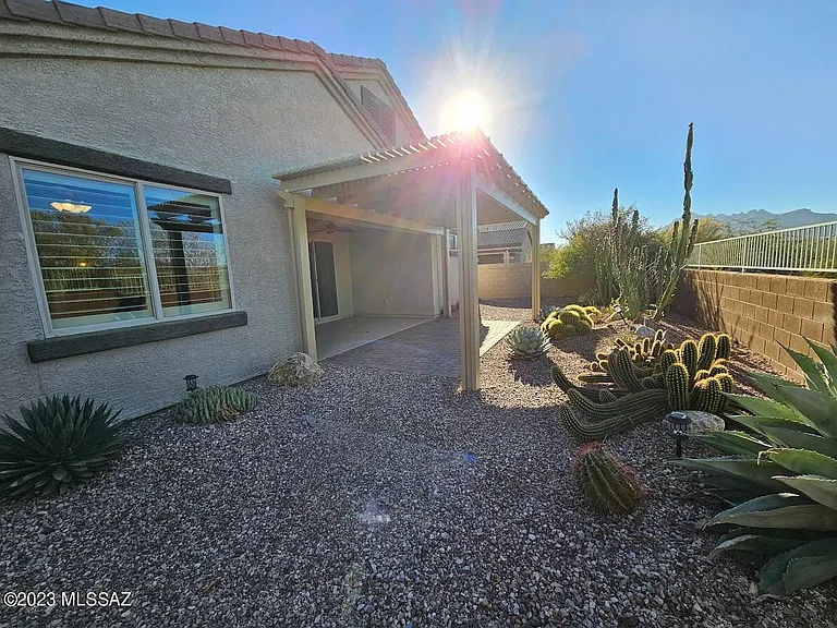 9831 N Melandra Way — Photo 36
