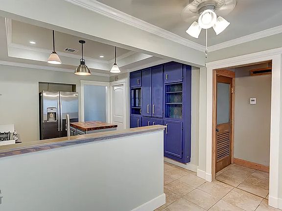 4th image of 1163 Gilbert Dr #1161