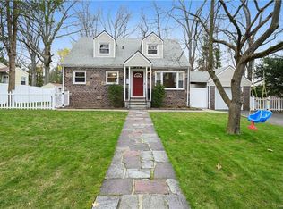 214 Alta Vista Dr #AKA216, Yonkers, NY 10710