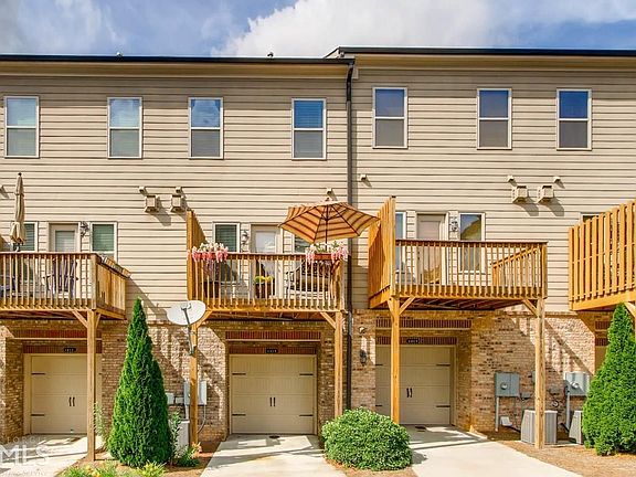 5th image of 1213 La Vista Cir NE