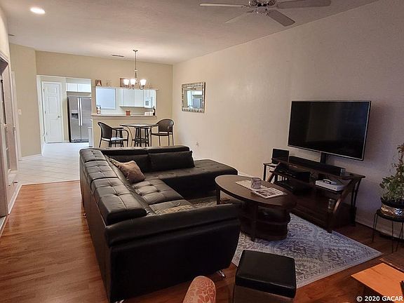 5th image of 7088 NW 52nd Ter