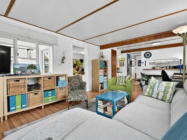 473 Raindance Cres, Capilano 5, BC V7P 1C3