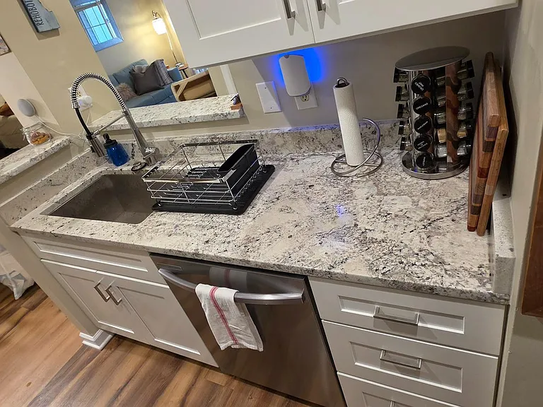 400 Cascade Ln #405 — Photo 9