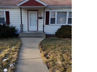 15540 Gouwens Ln, South Holland, IL 60473