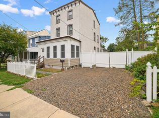 555 Jamestown Ave, Philadelphia, PA 19128
