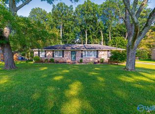 418 Harolds Dr NW, Huntsville, AL 35806