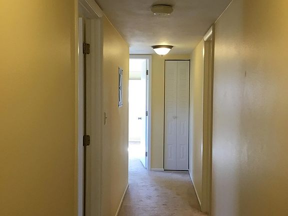 5th image of 17424 Birchwood Ln APT 5