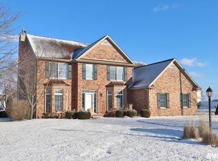19 Newport Ct, Morton, IL 61550