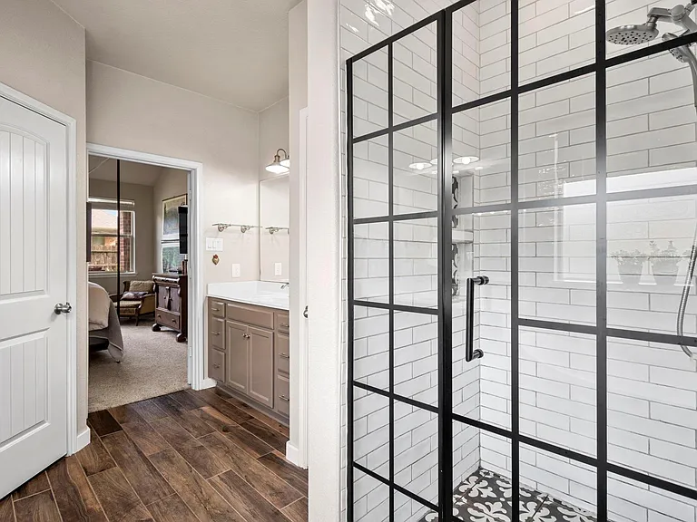 18918 Cove Mill Ln — Photo 14