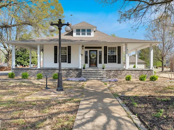 1010 Harb St, Corning, AR 72422