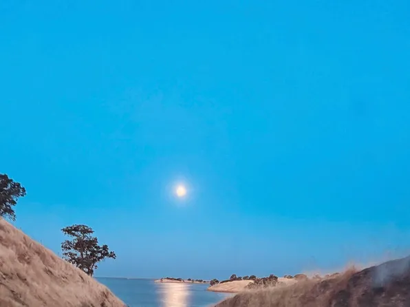 4174 Lakeview Dr, Ione, CA 95640