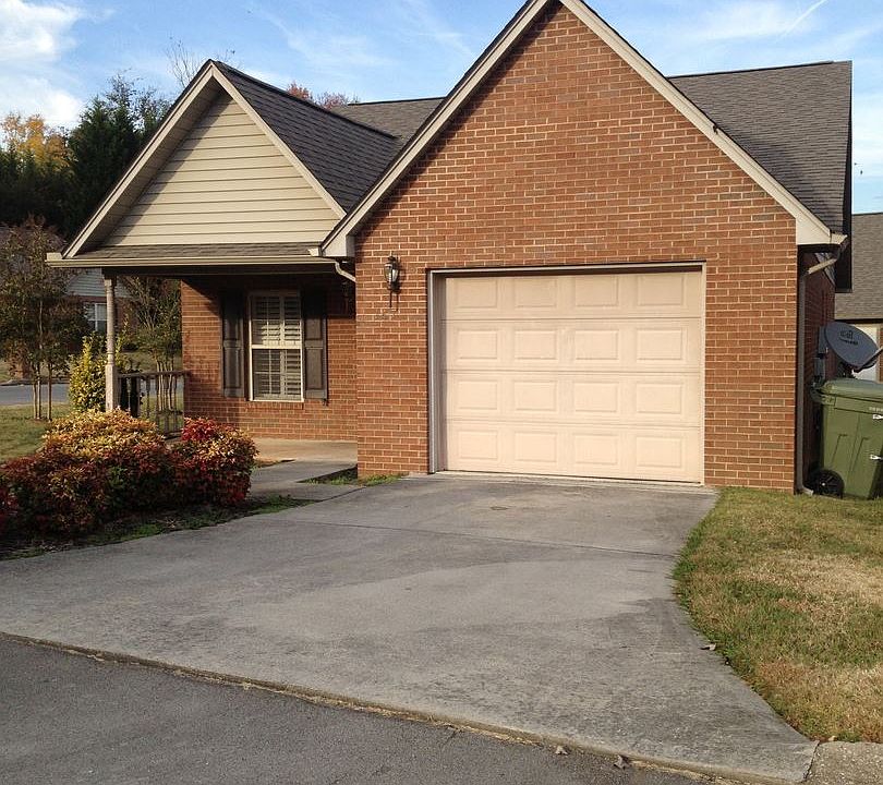 1st image of 167 Manchester Dr
