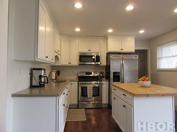 5th image of 220 Beechwood Dr
